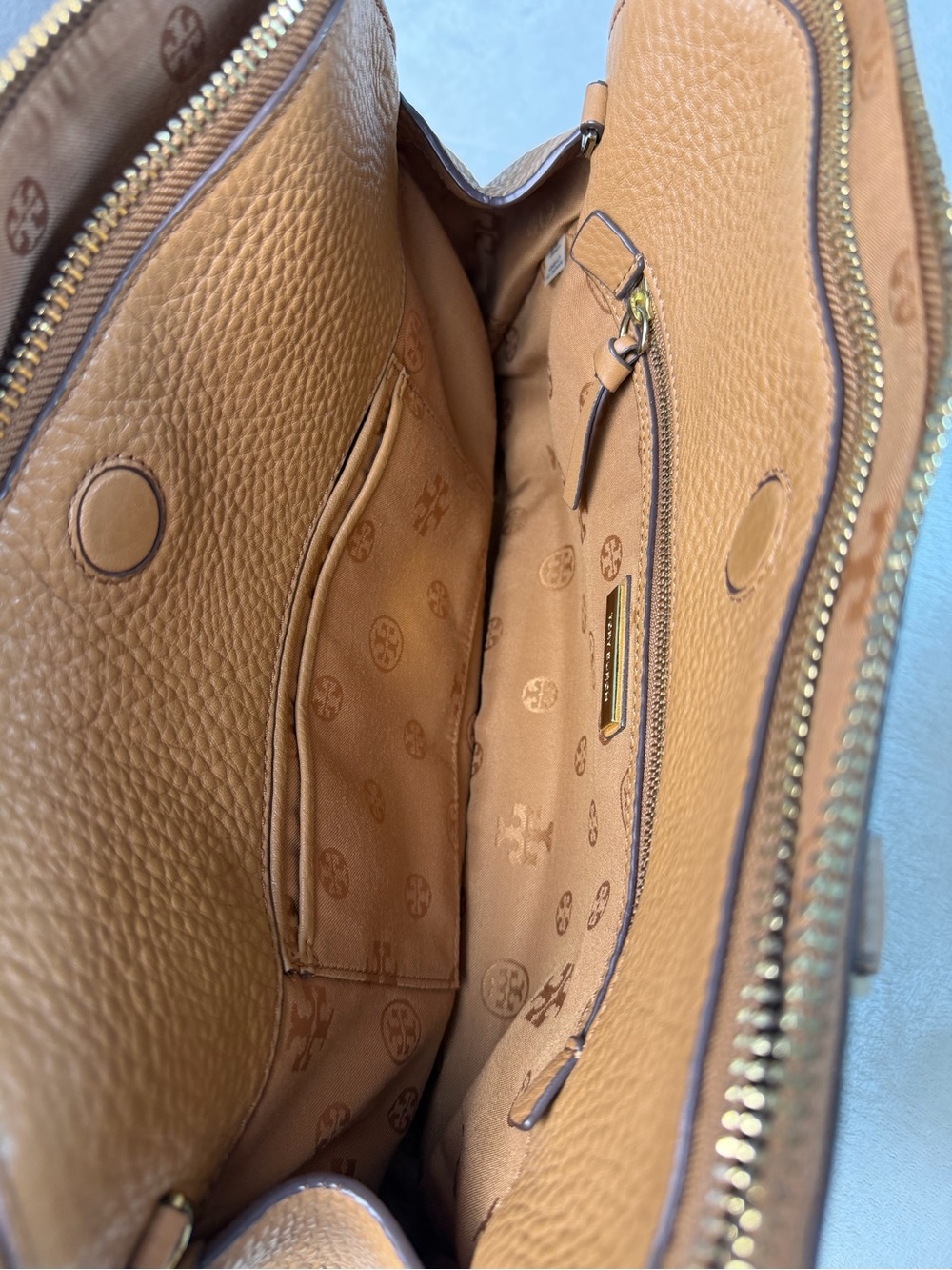 Tory Burch Amanda Zip Continental / Dome Satchel/ Tote Bag - Picture 7 of 9